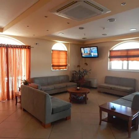 Hotel Lykeon *