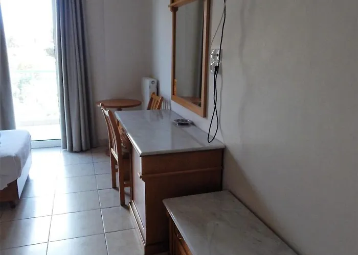 Hotell Lykeon Megalopolis